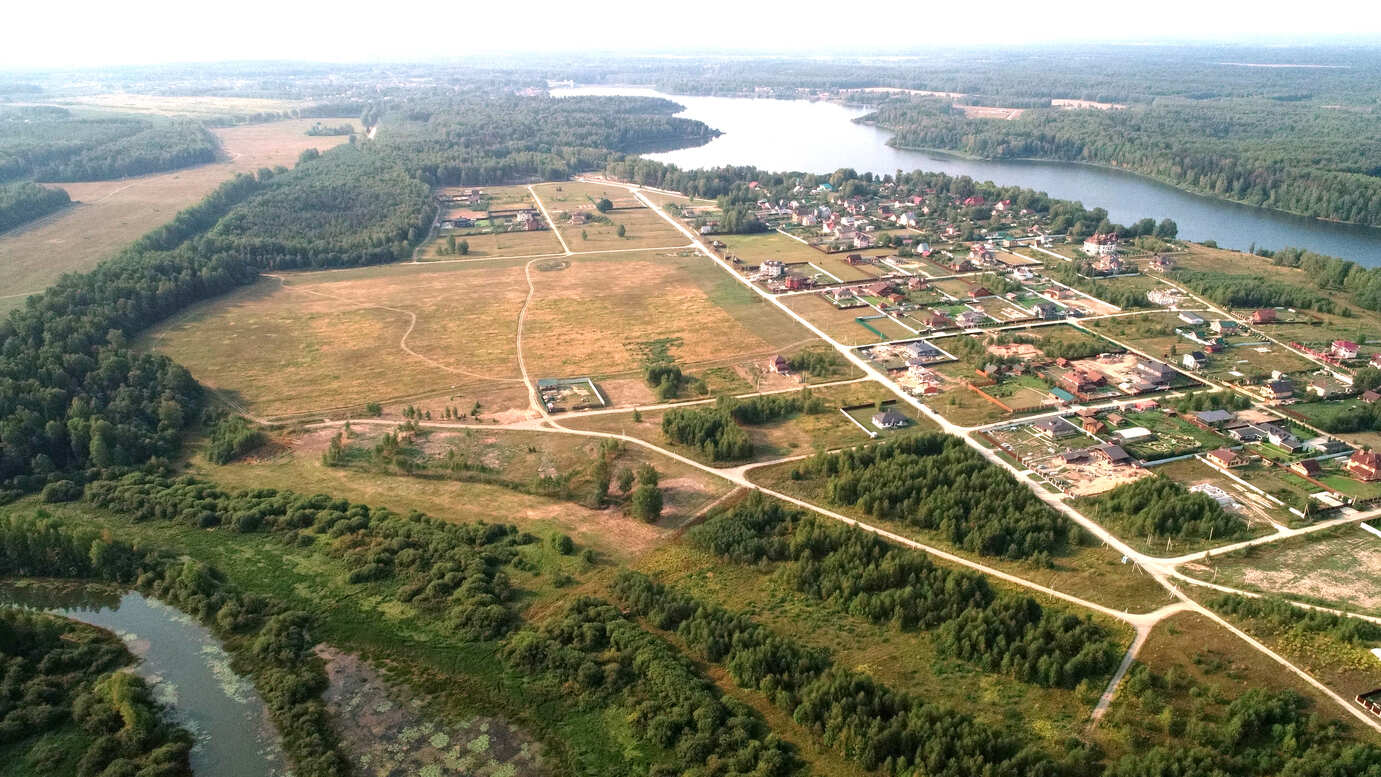 Крюково. Земли под застройку на берегу Уводьского водохранилища